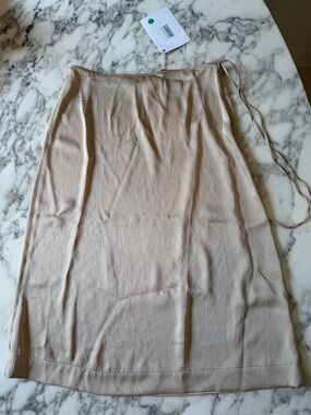 NWT JUCCA Champagne Satin Midi Skirt Made in Italy Size 42